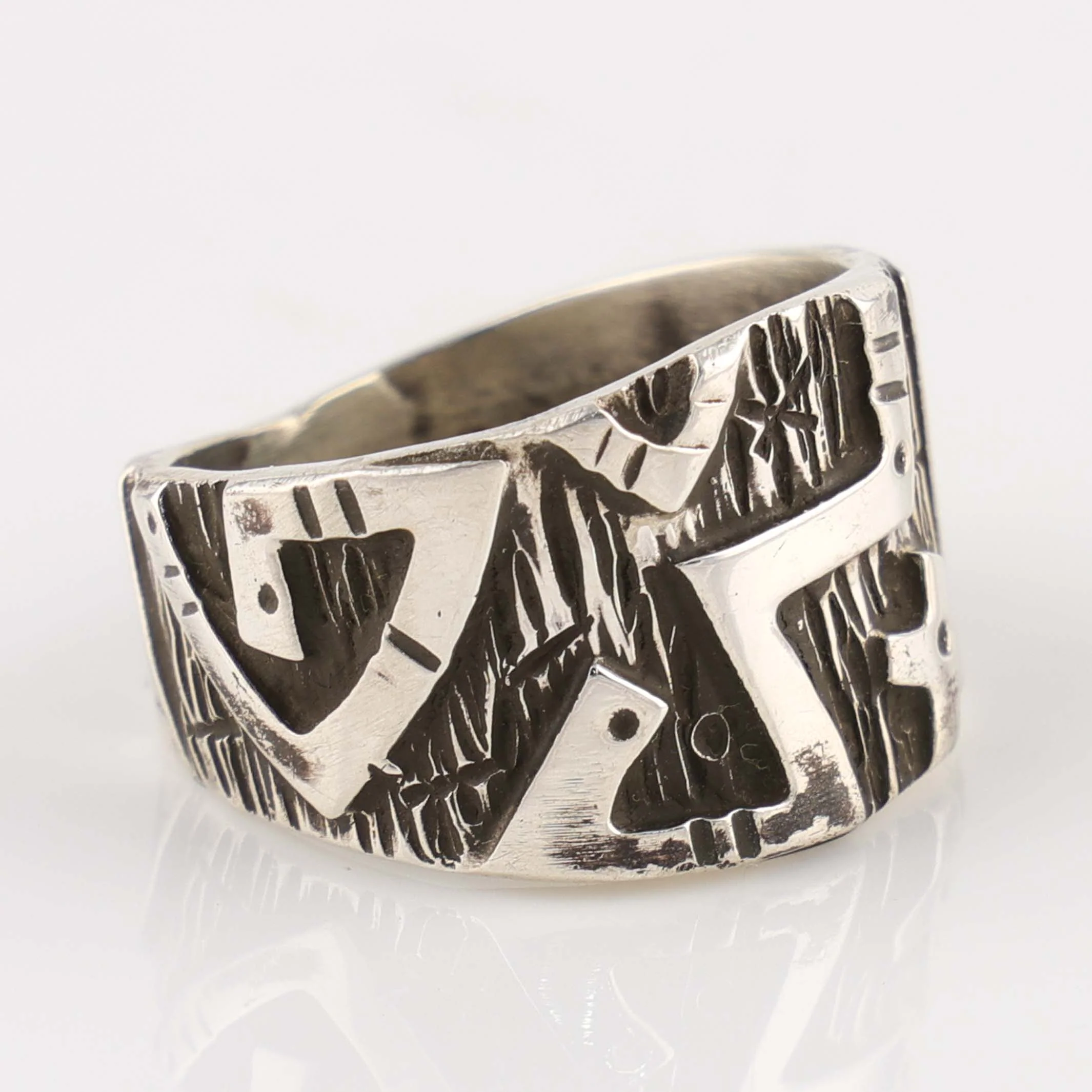 Petroglyph Ring - Image 2