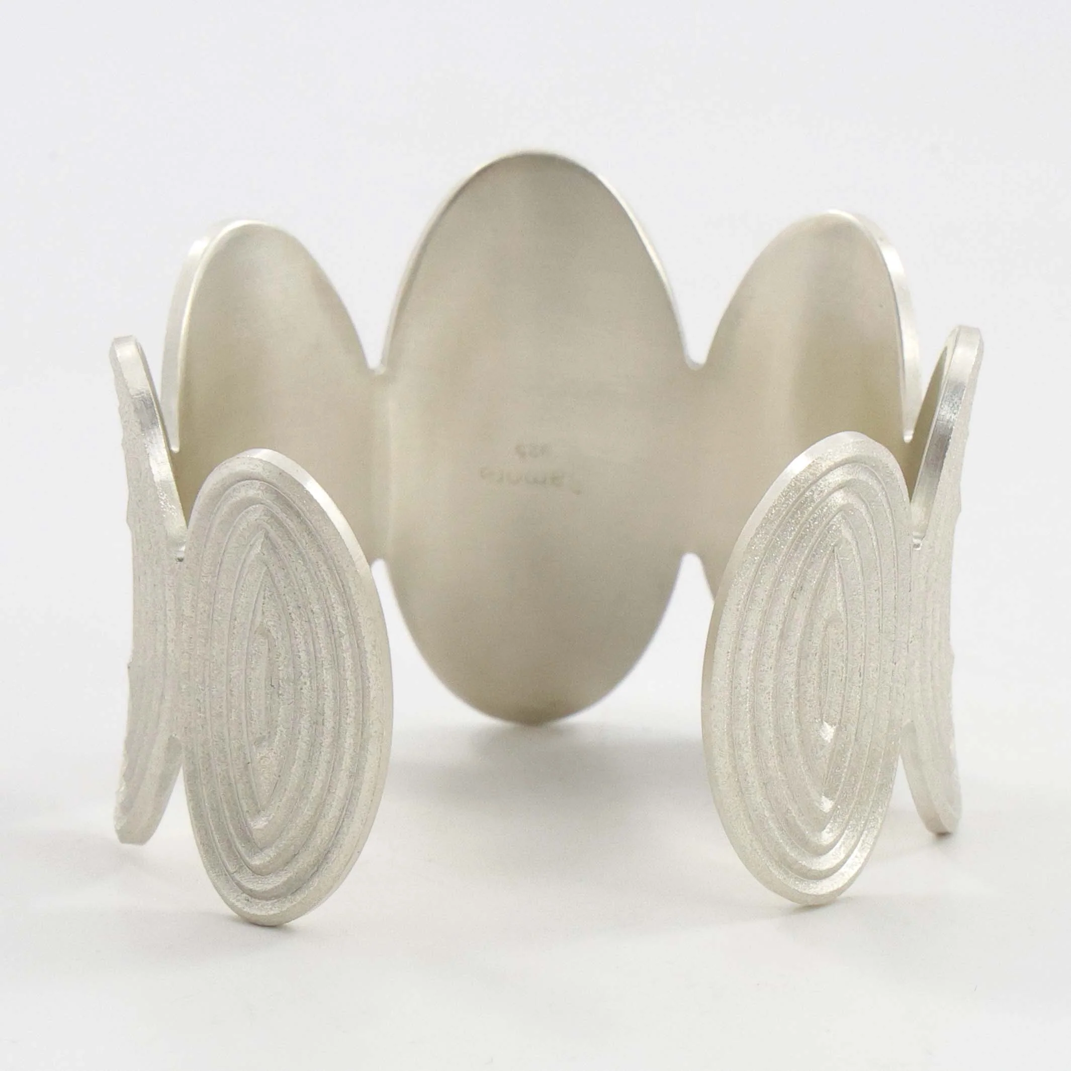 Ripple Ellipse Cuff - Image 6