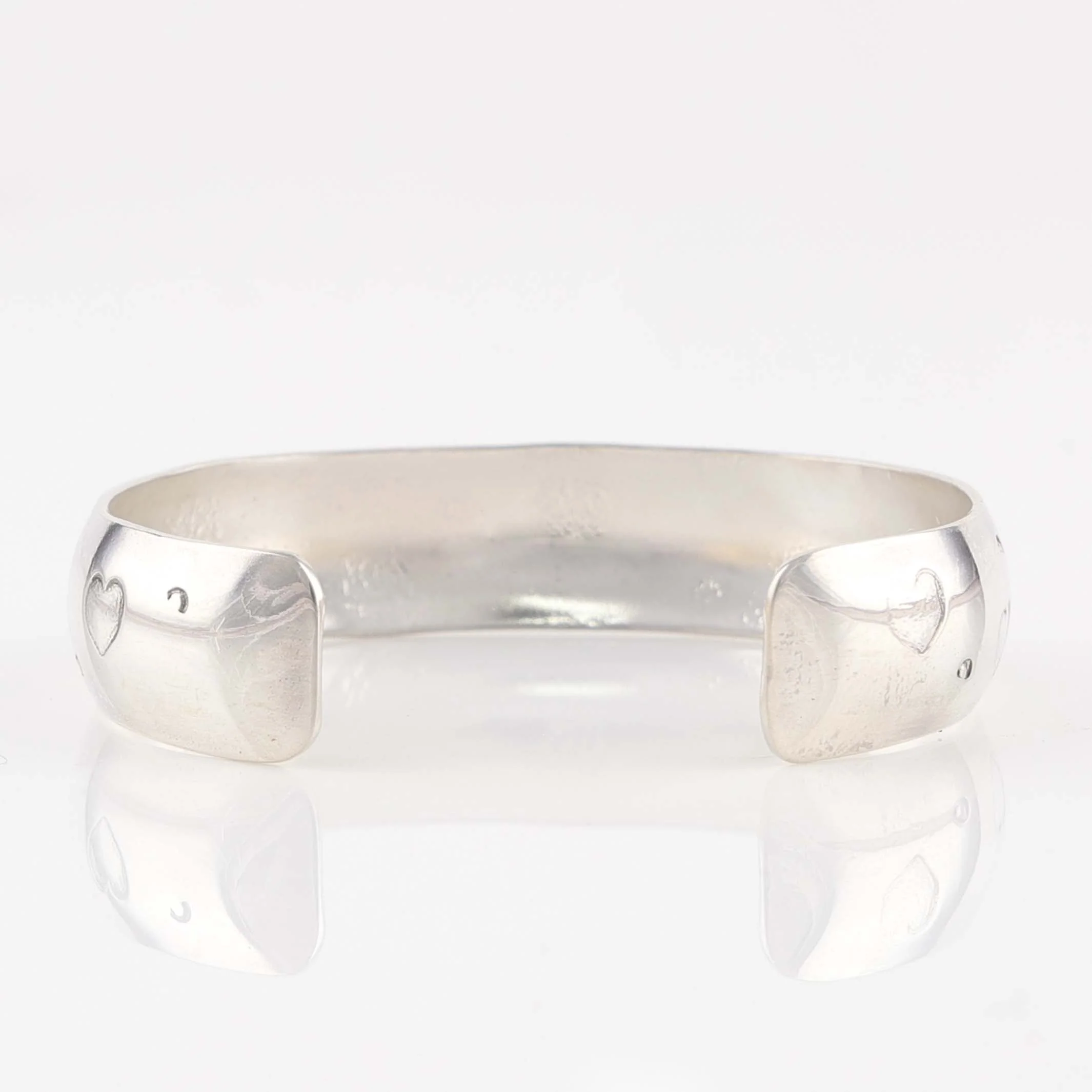 Silver Heart Cuff - Image 4