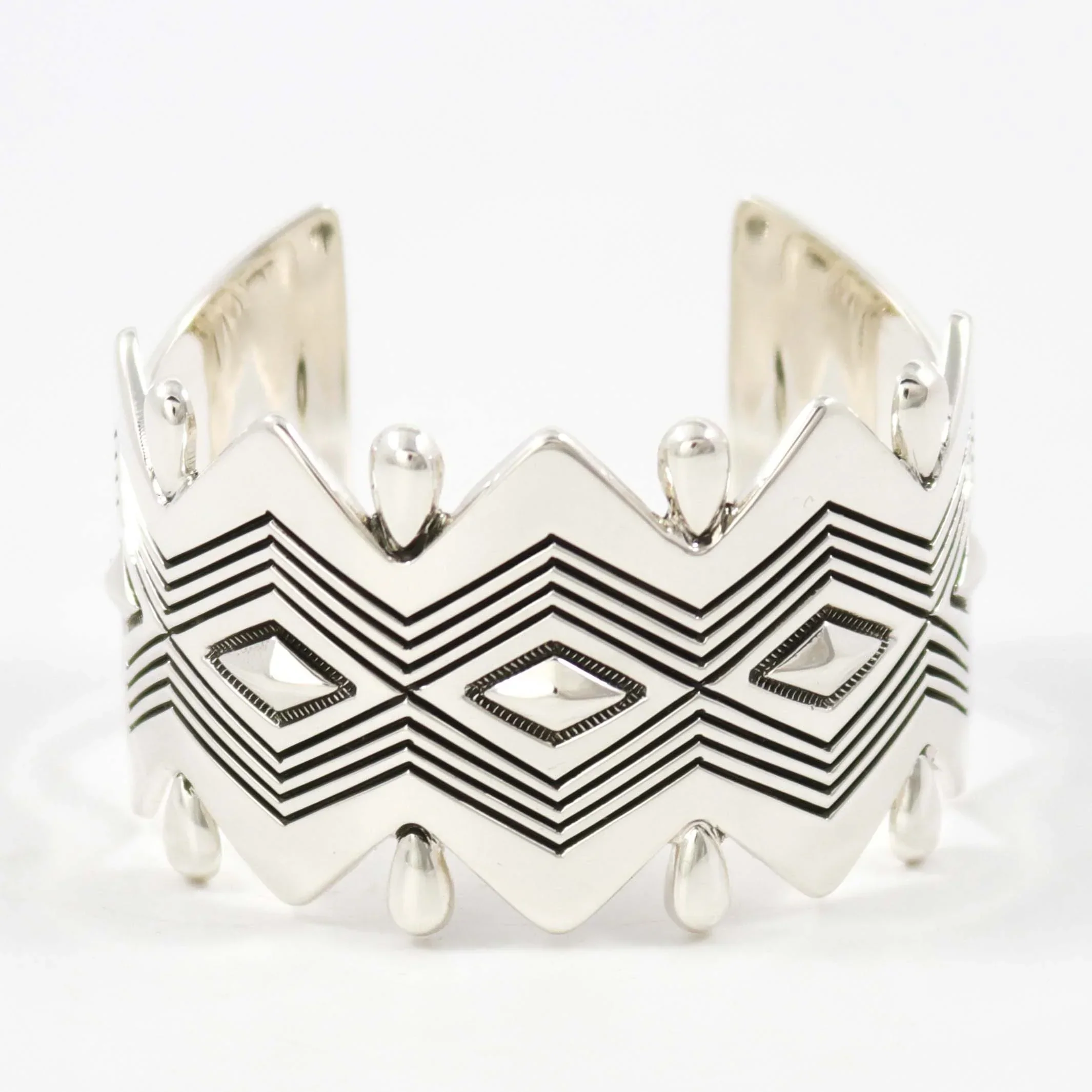 Silver Zig-Zag Cuff - Image 2