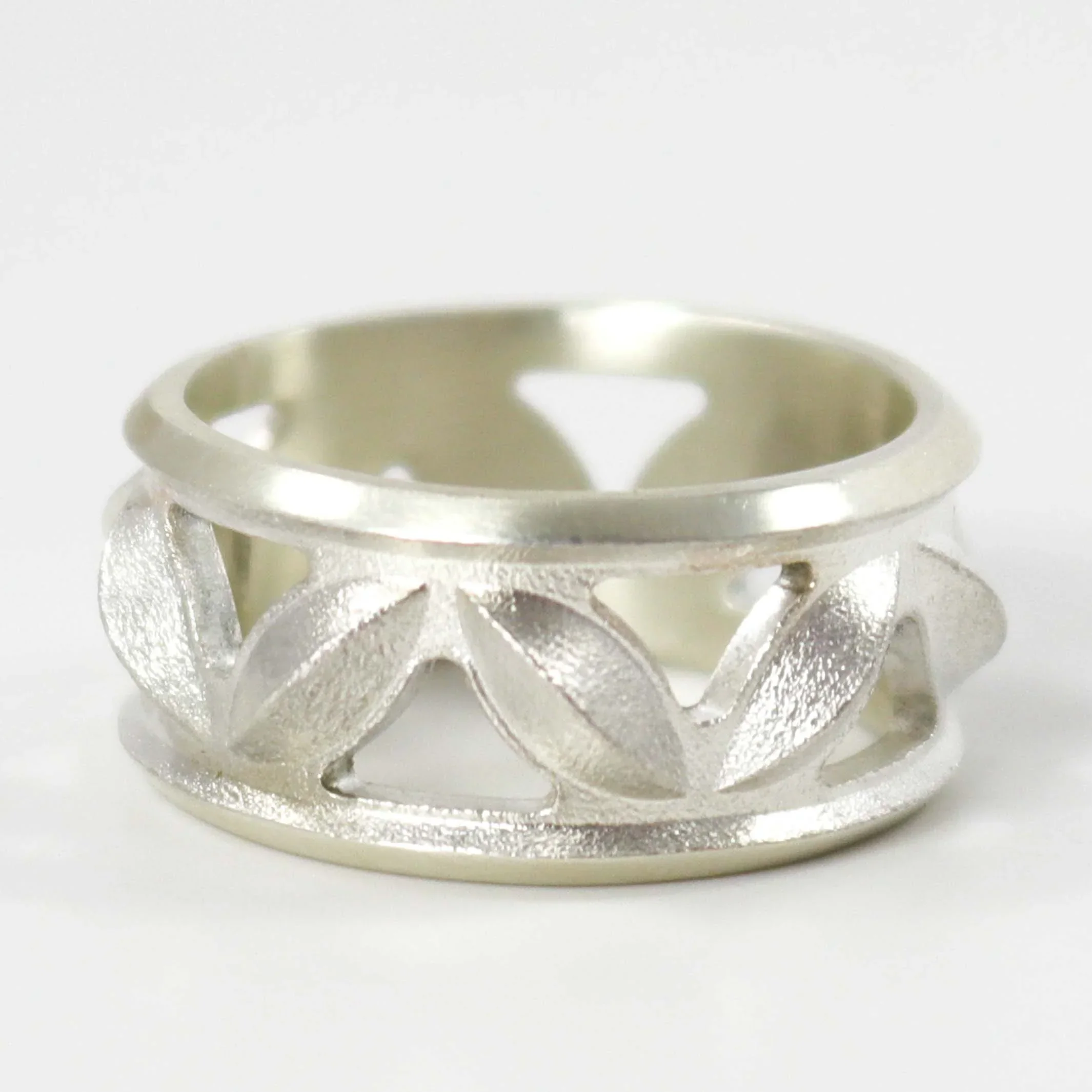 Sweet Pea Ring - Image 3
