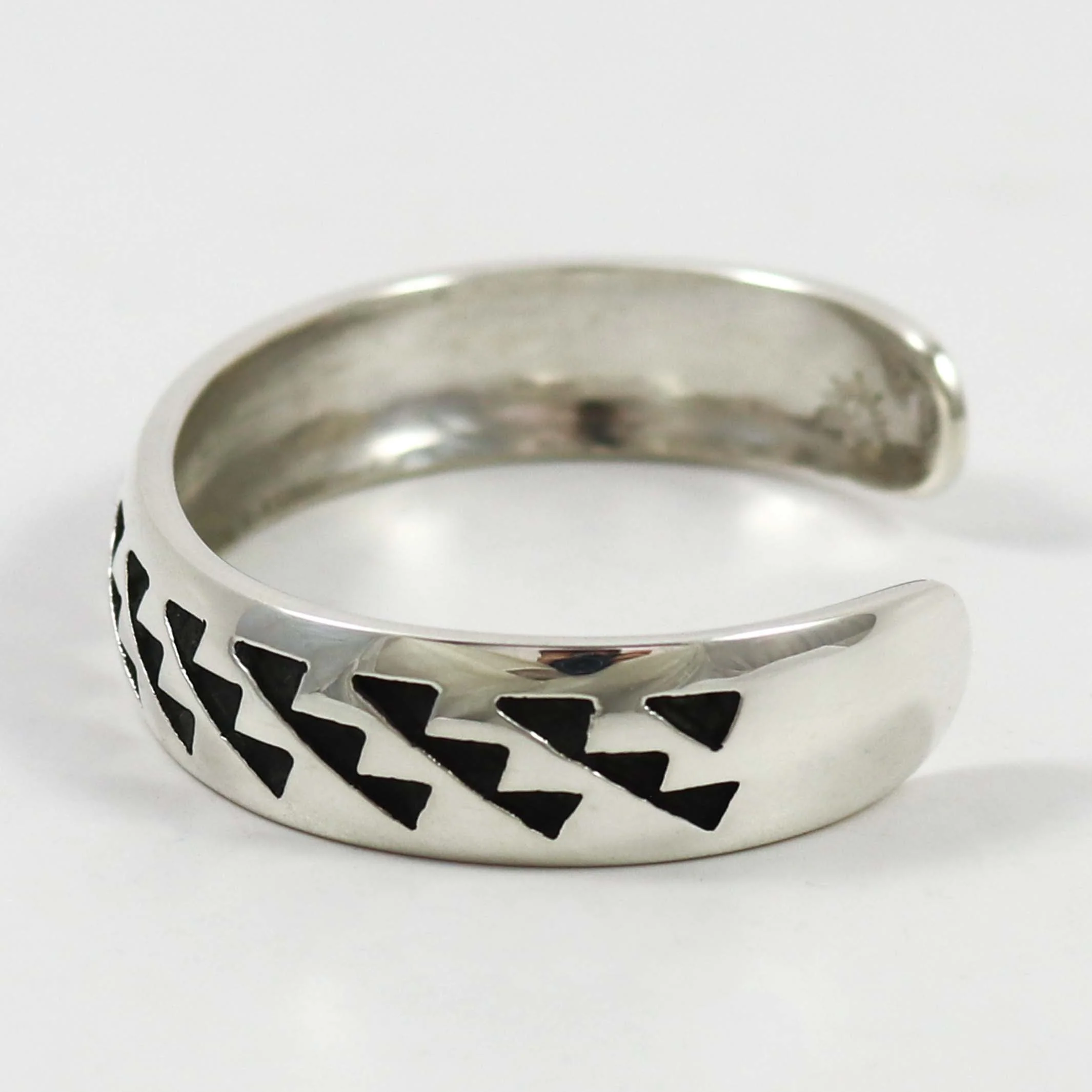 Trickling Water Cuff - Image 2