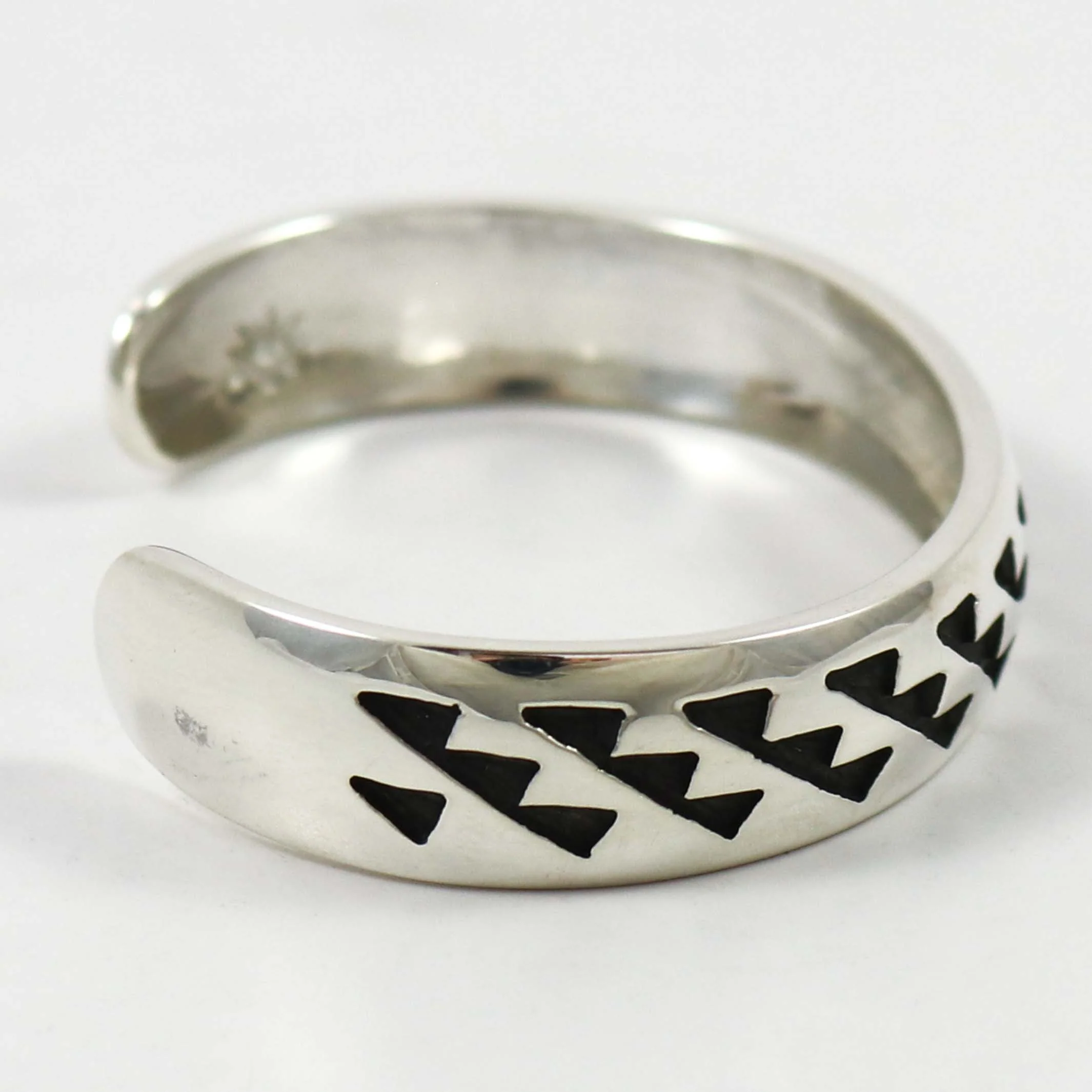 Trickling Water Cuff - Image 3