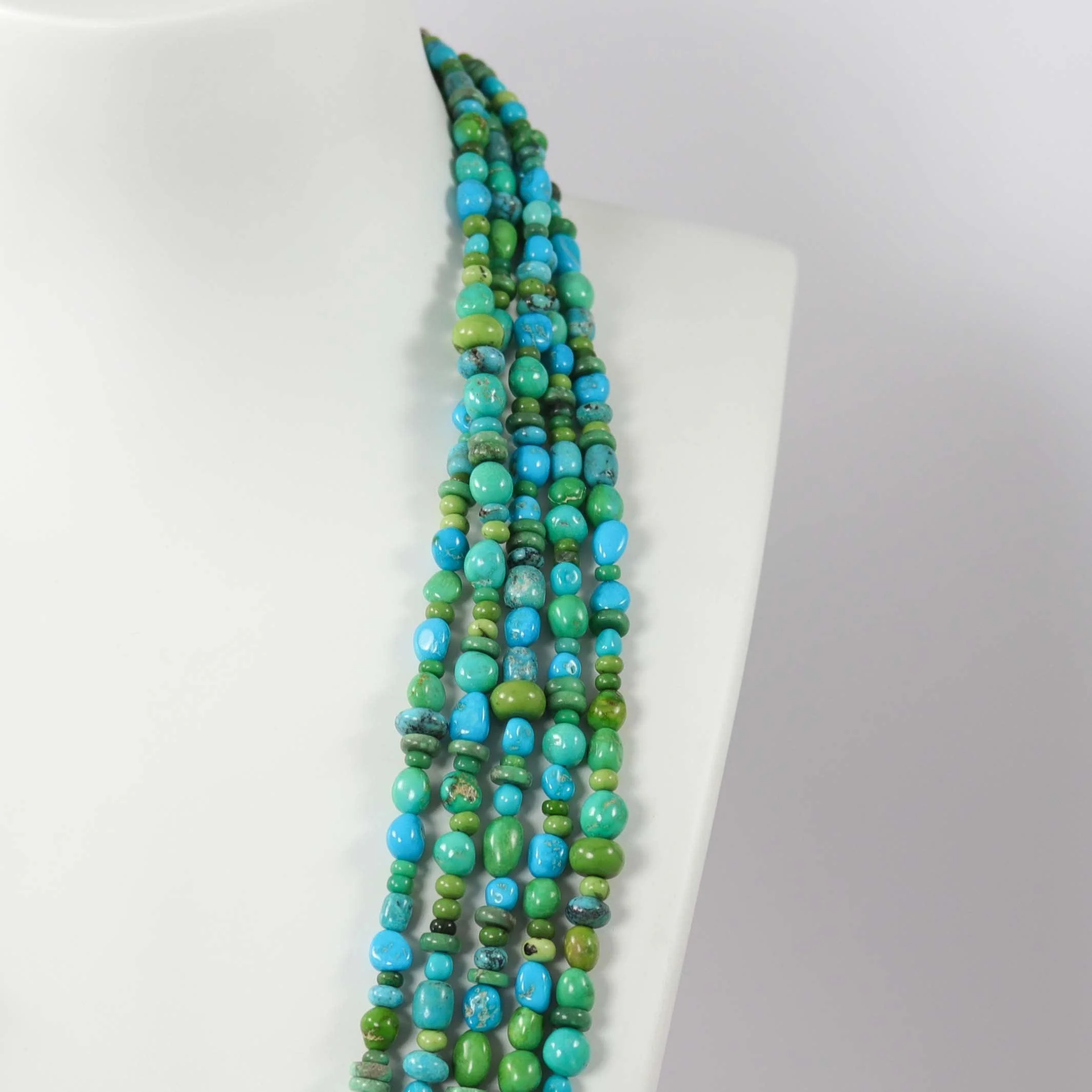 Turquoise and Gaspeite Necklace - Image 4
