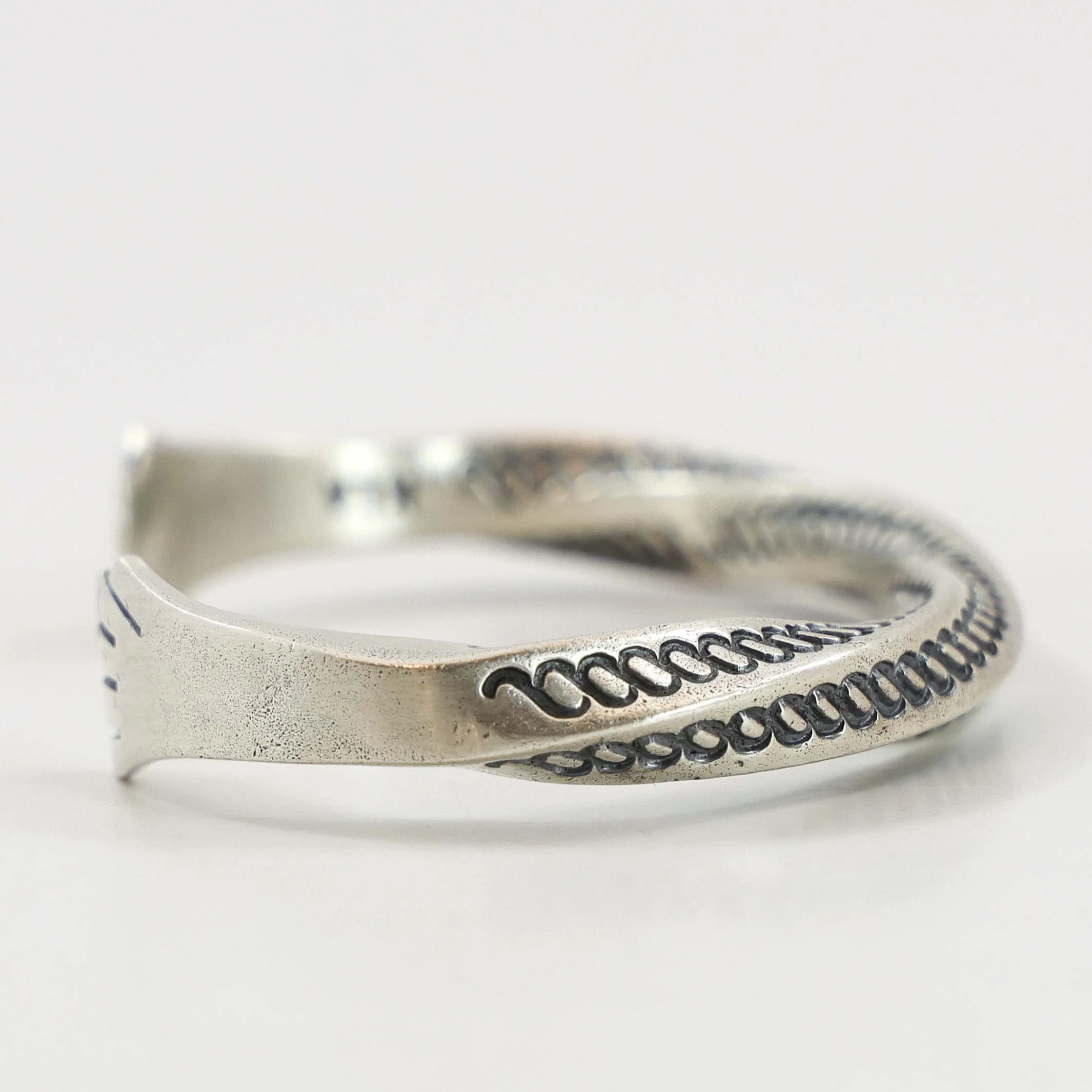 Twisted Rope Cuff - Image 3