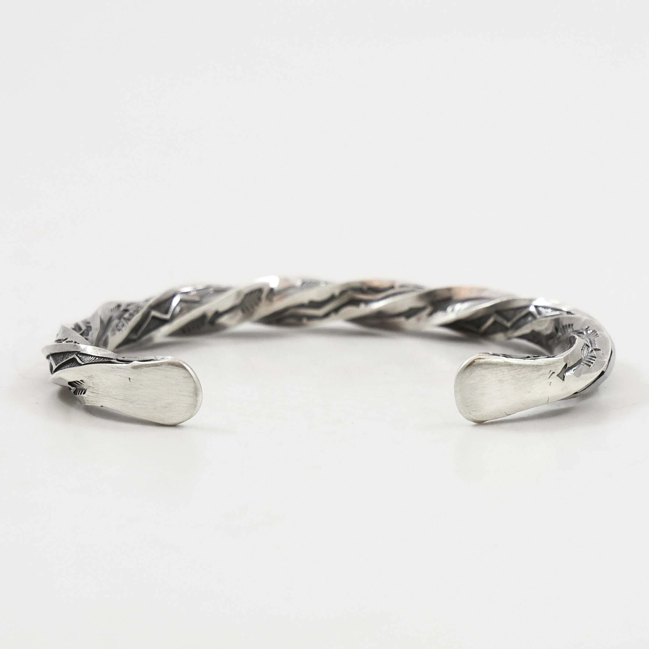 Twisted Wire Cuff - Image 4